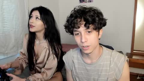 Ella and Cain online show from 04-29-26, 05:30