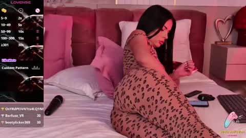 Ella online show from 03-08-25, 08:44