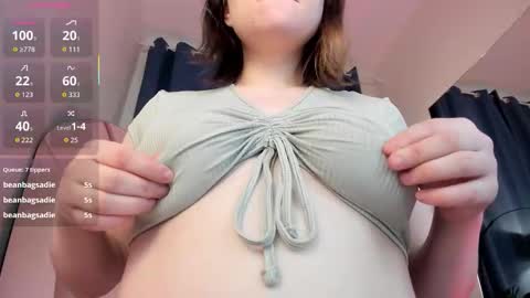 Snapshot of elle_drift chatting on 11-18-25, 09:47 elle_drift online show from 11-18-25, 09:47