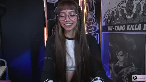 Snapshot of elle_uwu chatting on 12-14-24, 10:07 follow me on instagram . online show from 12-14-24, 10:07