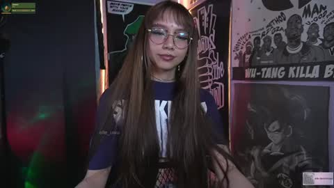 Snapshot of elle_uwu chatting on 12-23-24, 10:44 follow me on instagram . online show from 12-23-24, 10:44