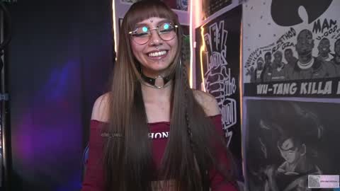 Snapshot of elle_uwu chatting on 01-23-25, 02:12 follow me on instagram . online show from 01-23-25, 02:12