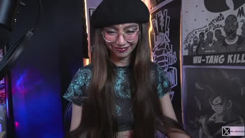 Snapshot of elle_uwu chatting on 01-31-25, 04:36 follow me on instagram . online show from 01-31-25, 04:36
