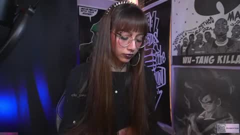 Snapshot of elle_uwu chatting on 03-04-25, 11:43 follow me on instagram . online show from 03-04-25, 11:43