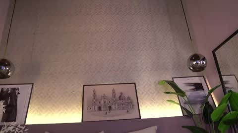 Snapshot of ellediane chatting on 05-14-26, 10:38 Elle Diane online show from 05-14-26, 10:38