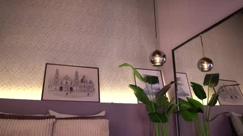 Snapshot of ellediane chatting on 06-08-26, 01:28 Elle Diane online show from 06-08-26, 01:28