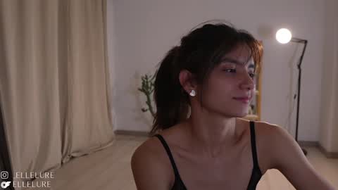 Linda Restrepo online show from 01-22-25, 11:32