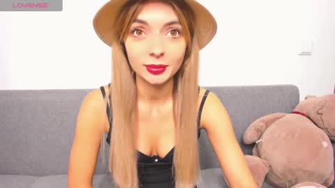 ellen_flow online show from 12-11-24, 08:28