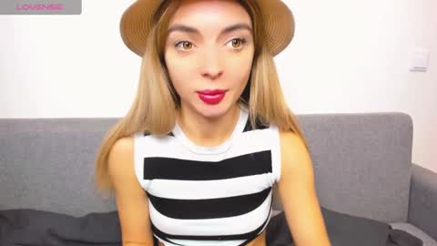 ellen_flow online show from 12-15-24, 10:07