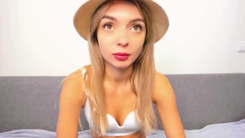 ellen_flow online show from 02-21-25, 06:51