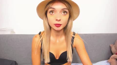 ellen_flow online show from 03-12-25, 11:54