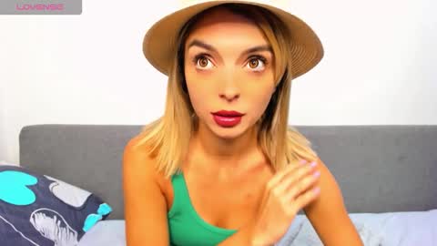 ellen_flow online show from 09-27-25, 07:41