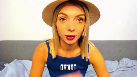 ellen_flow online show from 10-03-25, 09:34