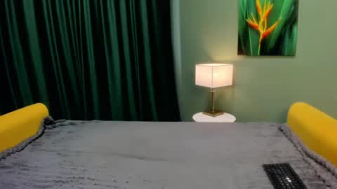 Snapshot of ellenlamb_ chatting on 07-14-26, 10:43 Ellen online show from 07-14-26, 10:43