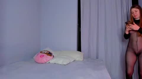 Snapshot of ellenmays chatting on 03-01-25, 07:04 Ellen online show from 03-01-25, 07:04