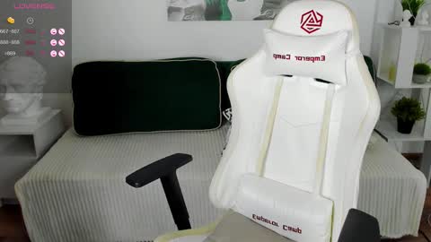 elli_anderson online show from 11-29-25, 02:25