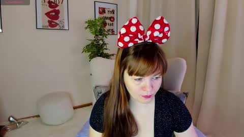 elli_anderson online show from 12-02-25, 01:55