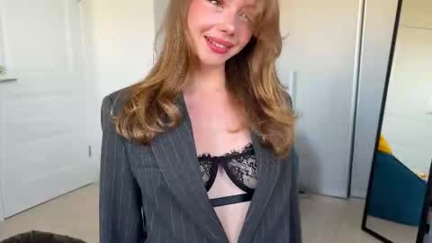 Snapshot of elli_harmon chatting on 09-17-25, 01:02 Ellie  --- Ill see you either on Friday or Saturday and definitely on Sunday  online show from 09-17-25, 01:02