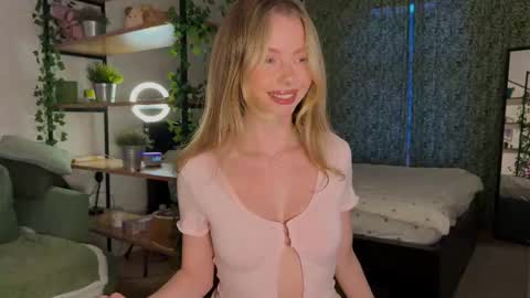 Ellie  --- Ill see you either on Friday or Saturday and definitely on Sunday  online show from 03-27-26, 04:51