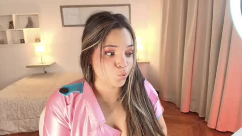 elli_snow online show from 12-14-25, 08:57