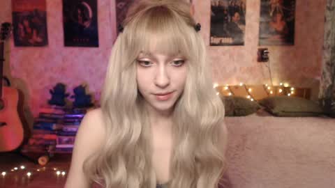 ellie_friendly online show from 01-20-25, 12:15