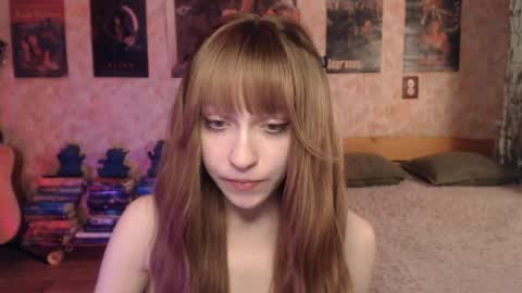 ellie_friendly online show from 04-05-26, 12:19