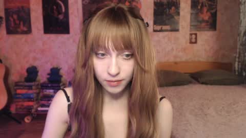ellie_friendly online show from 04-15-26, 11:38