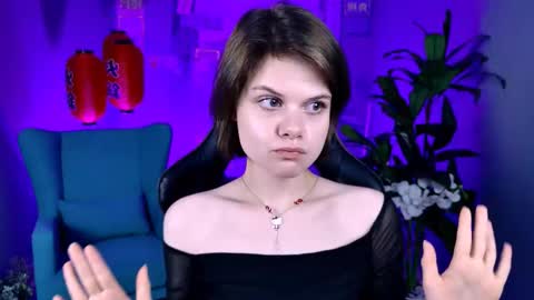 Snapshot of elliemurler chatting on 11-07-25, 01:00 elliemurler online show from 11-07-25, 01:00