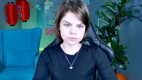 Snapshot of elliemurler chatting on 11-21-25, 09:08 elliemurler online show from 11-21-25, 09:08