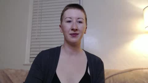 Ellie Rowyn online show from 11-20-25, 02:23