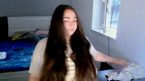 Snapshot of ellies_8 chatting on 07-03-26, 02:51 Ellie online show from 07-03-26, 02:51