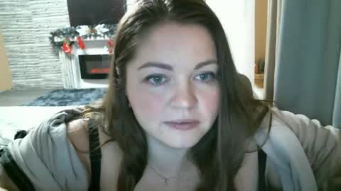 Snapshot of ellimol chatting on 01-03-25, 02:40 EliMoL online show from 01-03-25, 02:40