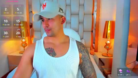 Snapshot of elliott_veelez chatting on 06-18-26, 08:57 E L L I O T V E L E Z online show from 06-18-26, 08:57