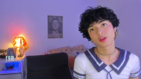 Snapshot of elliotvolkov chatting on 06-04-26, 07:03 elliotvolkov online show from 06-04-26, 07:03