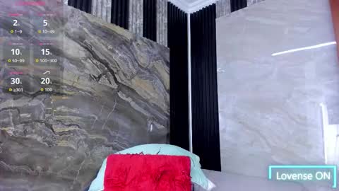 Ellis  online show from 11-18-25, 03:45