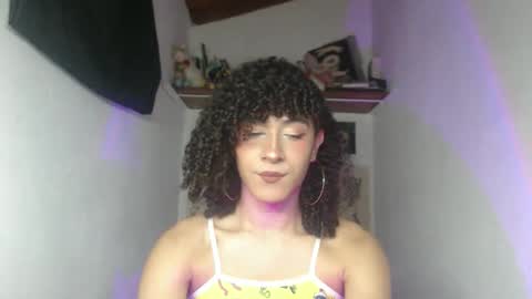 Snapshot of ellis_flowers chatting on 04-24-26, 11:07 . online show from 04-24-26, 11:07