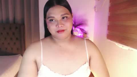 Ellise online show from 01-13-26, 04:01