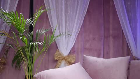 Snapshot of ellismeow chatting on 02-02-25, 04:37 Ellis online show from 02-02-25, 04:37