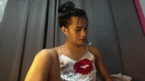 ELLORREY online show from 06-17-26, 09:34