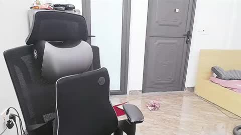 ellsa9x online show from 10-09-25, 02:31