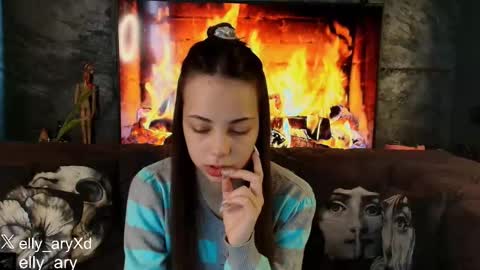 elly_ary online show from 03-17-26, 12:04