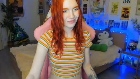 Elly     Fansly  online show from 01-03-25, 01:03