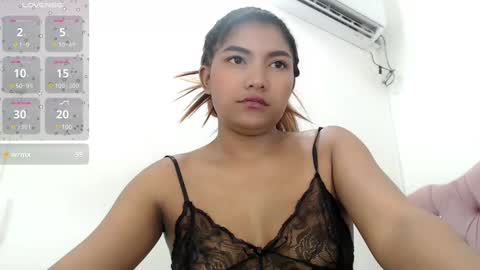 Elly online show from 12-14-24, 07:18