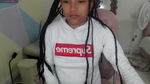 Elly online show from 12-30-24, 11:26