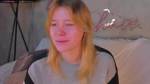 ellya_castro online show from 09-17-25, 12:12