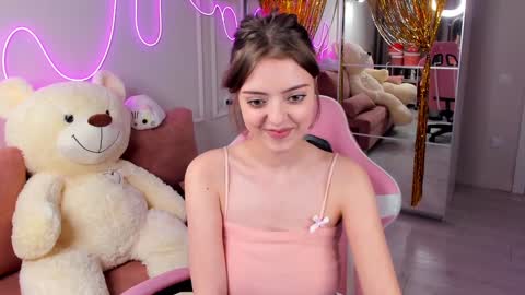 Elly online show from 01-03-25, 05:42