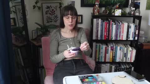 Elly Naomi online show from 02-06-26, 04:10