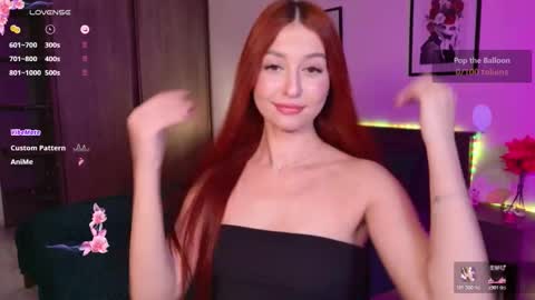 Snapshot of ellypeach chatting on 12-03-25, 12:03 EllyPeach online show from 12-03-25, 12:03