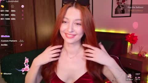 Snapshot of ellypeach chatting on 05-15-26, 02:13 EllyPeach online show from 05-15-26, 02:13