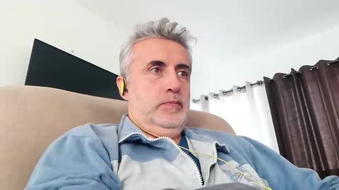 Snapshot of elmejorfvb2 chatting on 01-03-25, 03:01 fer online show from 01-03-25, 03:01